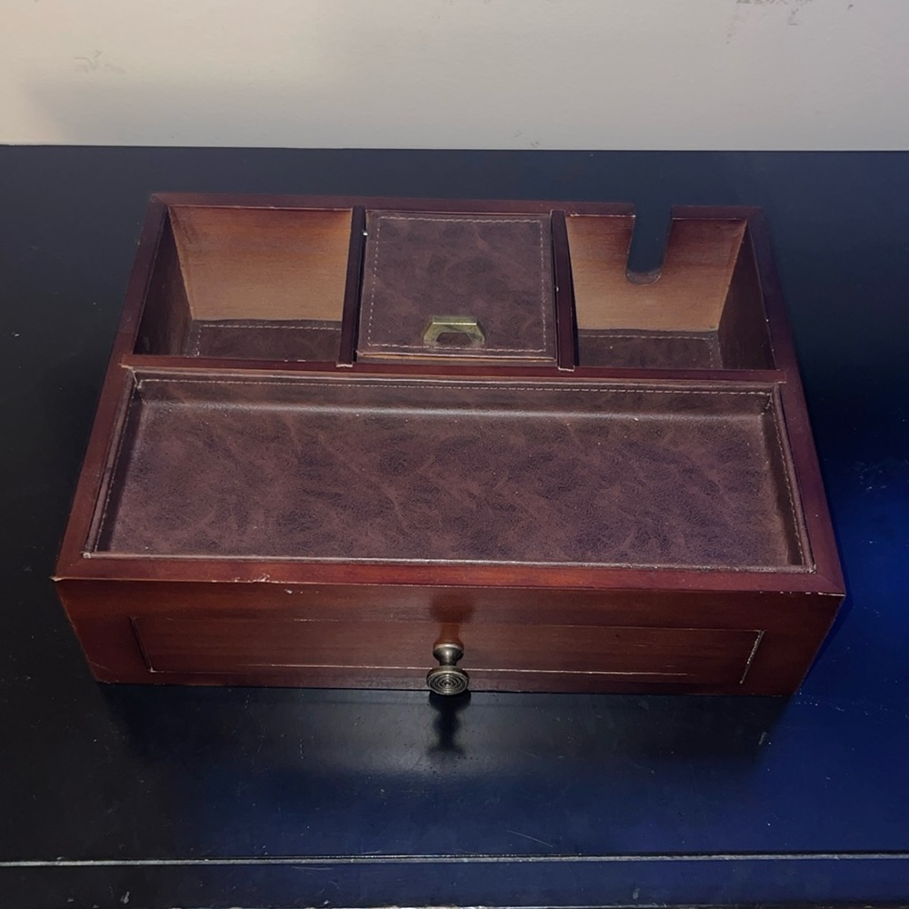 Jewelry organizer